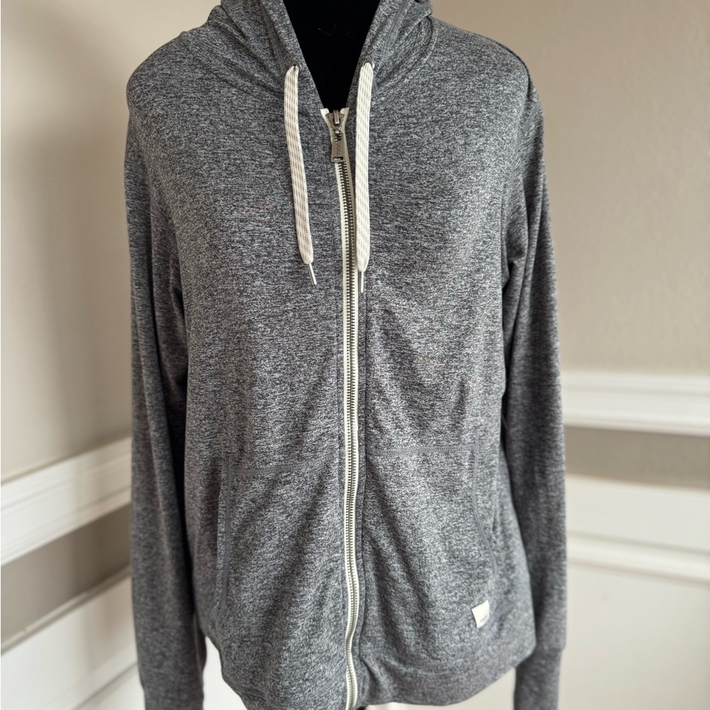 Vuori (s/m) halo performance hoodie
